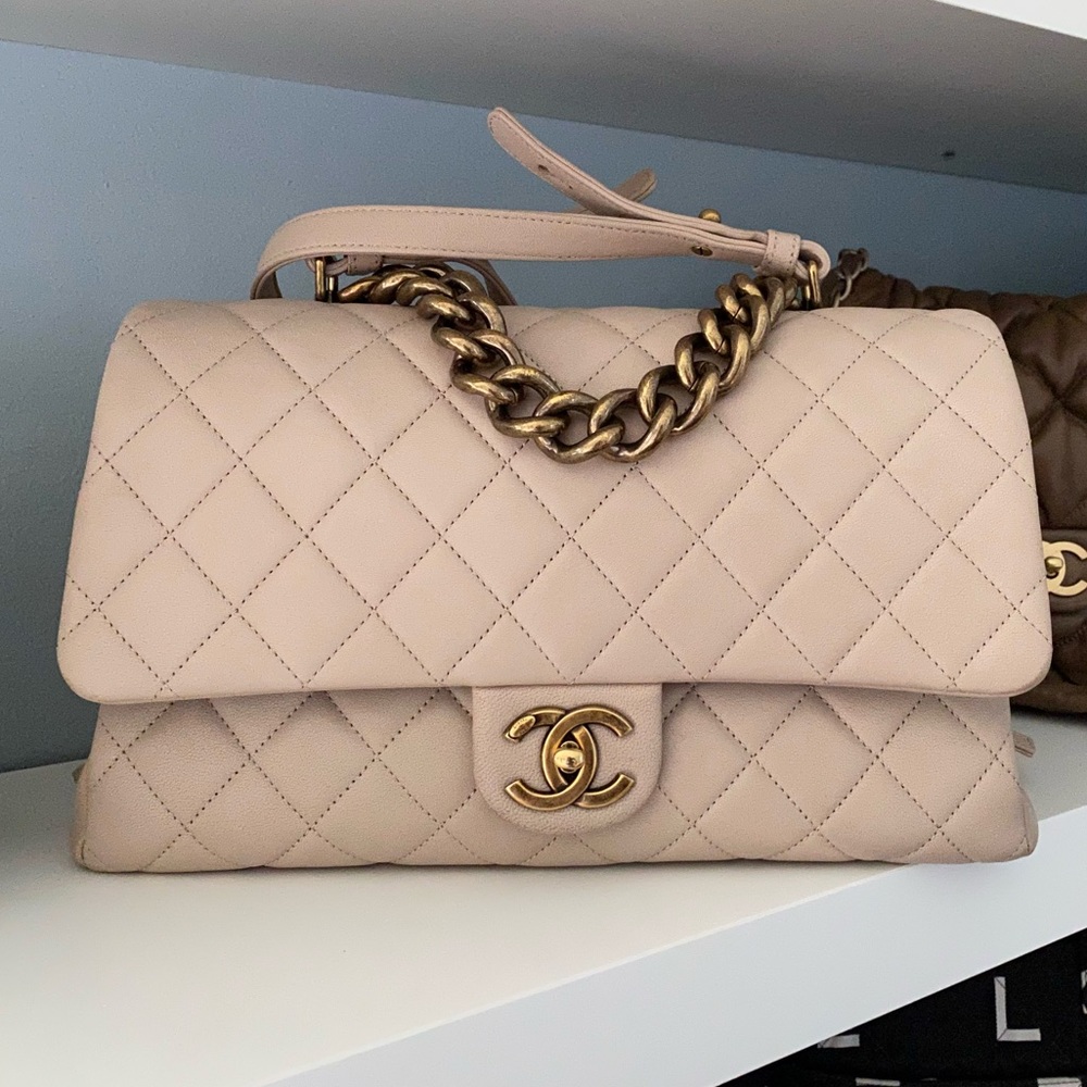Chanel beige Trapezio bag